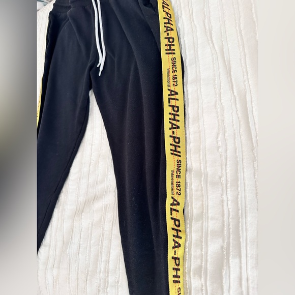 Alpha Phi Off White Inspired Joggers Size M - Picture 2 of 4